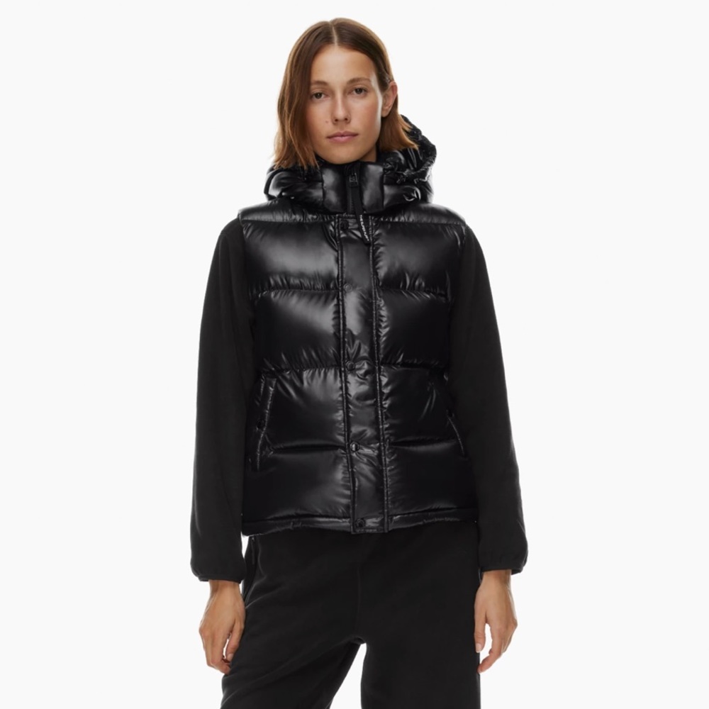 Aritzia Super Puff Black Vest Small